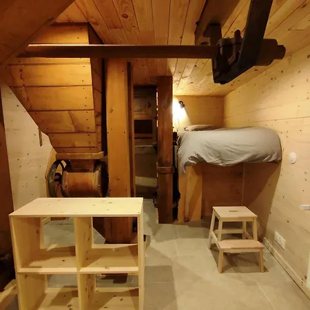 Le Moulin De La Hire Prázdninový dům Miremont (Puy-de-Dome)