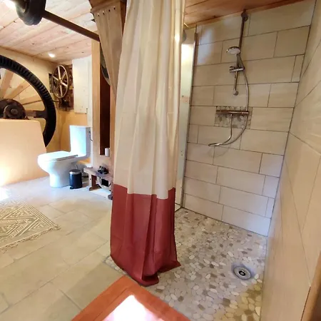 Prázdninový dům Le Moulin De La Hire *